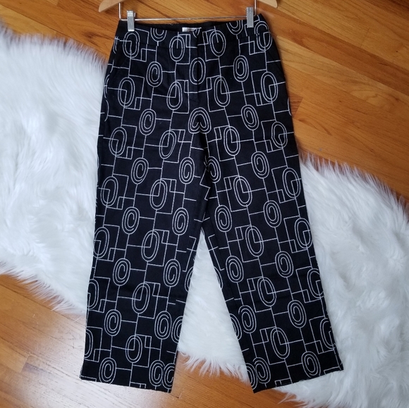 VTG Talbots Highwaist geometric black/white Capris - Picture 3 of 8